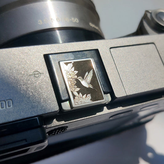 Original design hummingbird camera hot shoe cover silver black