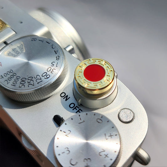 Red Gem soft release button Leica
